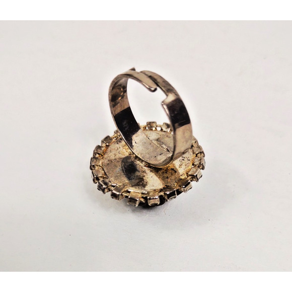 Vintage Large Rhinestone Floral Center Statement Ring Adjustable Size Silvertone - Picture 8 of 9